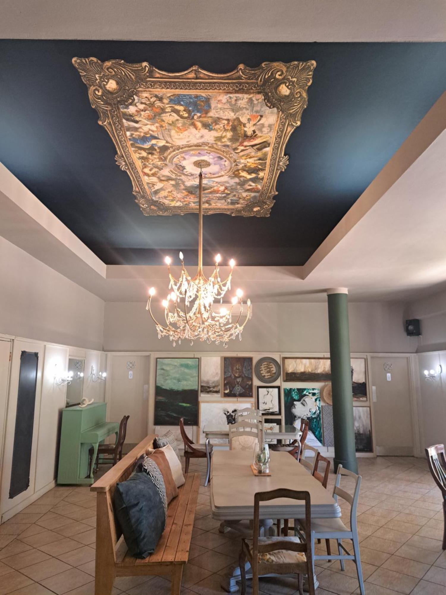 Tsumeb Theater Guesthouse Bagian luar foto